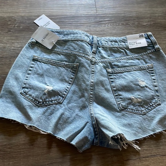 Brand new retro high rise shorts! - Picture 2 of 3